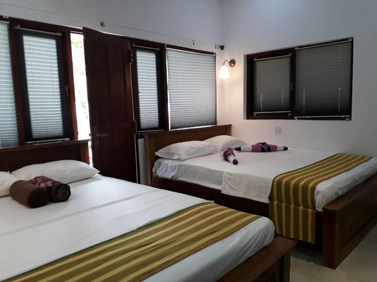 Lucas Hotel Kosgoda Exterior photo