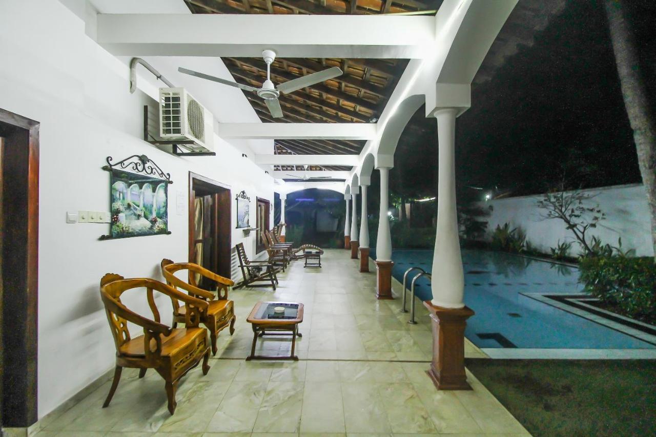 Lucas Hotel Kosgoda Exterior photo